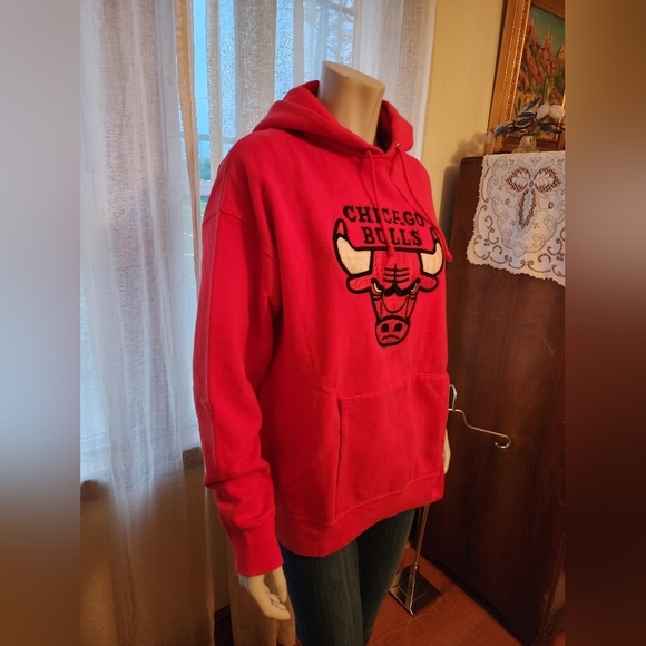 Nutmeg Bulls Hoodie - Picture 4 of 8